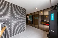 Wando Zeus Hotels in Wando