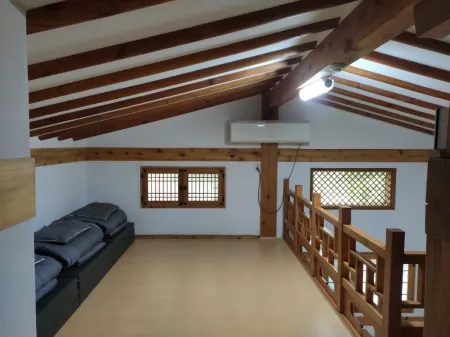 Pyeongchang Gdhanok Pension Отели рядом с достопримечательностью «Korea Botanic Garden»