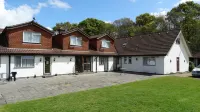 Little Foxes Hotel & Gatwick Airport Parking Hotel di Crawley