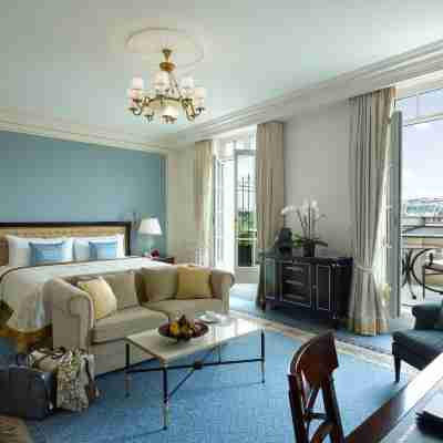Shangri-La Hotel Paris Rooms