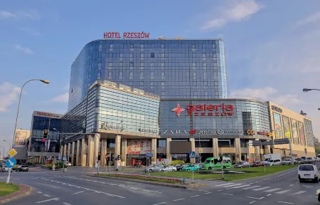 Hotel Rzeszów Отели в г. Жешув