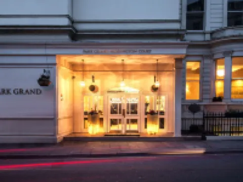 Park Grand Paddington Court Hotel dekat Oxford Street