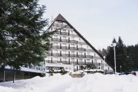 Hotel Ski Hotels in Radesin