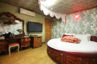 Gimhae Buwondong New Sky Hotel dekat Shell mound gallery in Gimhae Bonghwang-dong Relice