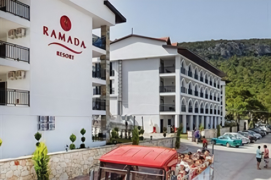 Ramada Resort by Wyndham Akbuk