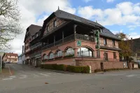 Hotel Munsch Restaurant & Wellness, Colmar Nord - Haut-Koenigsbourg Hotel dekat Cigoland - Parc des Cigognes et Attractions