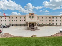Comfort Inn & Suites Near Mt Rushmore Hotels in Pennington County