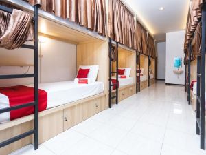 RedDoorz Hostel @ Malang City Center 2