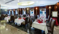 Landmark Summit Hotel Dubai - breakfast