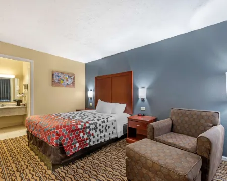 Econo Lodge Erlanger - Cincinnati Airport Hotels in Erlanger