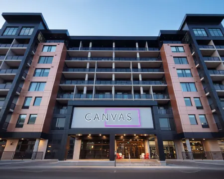 Canvas Moncton, Tapestry Collection by Hilton Hoteles en Moncton