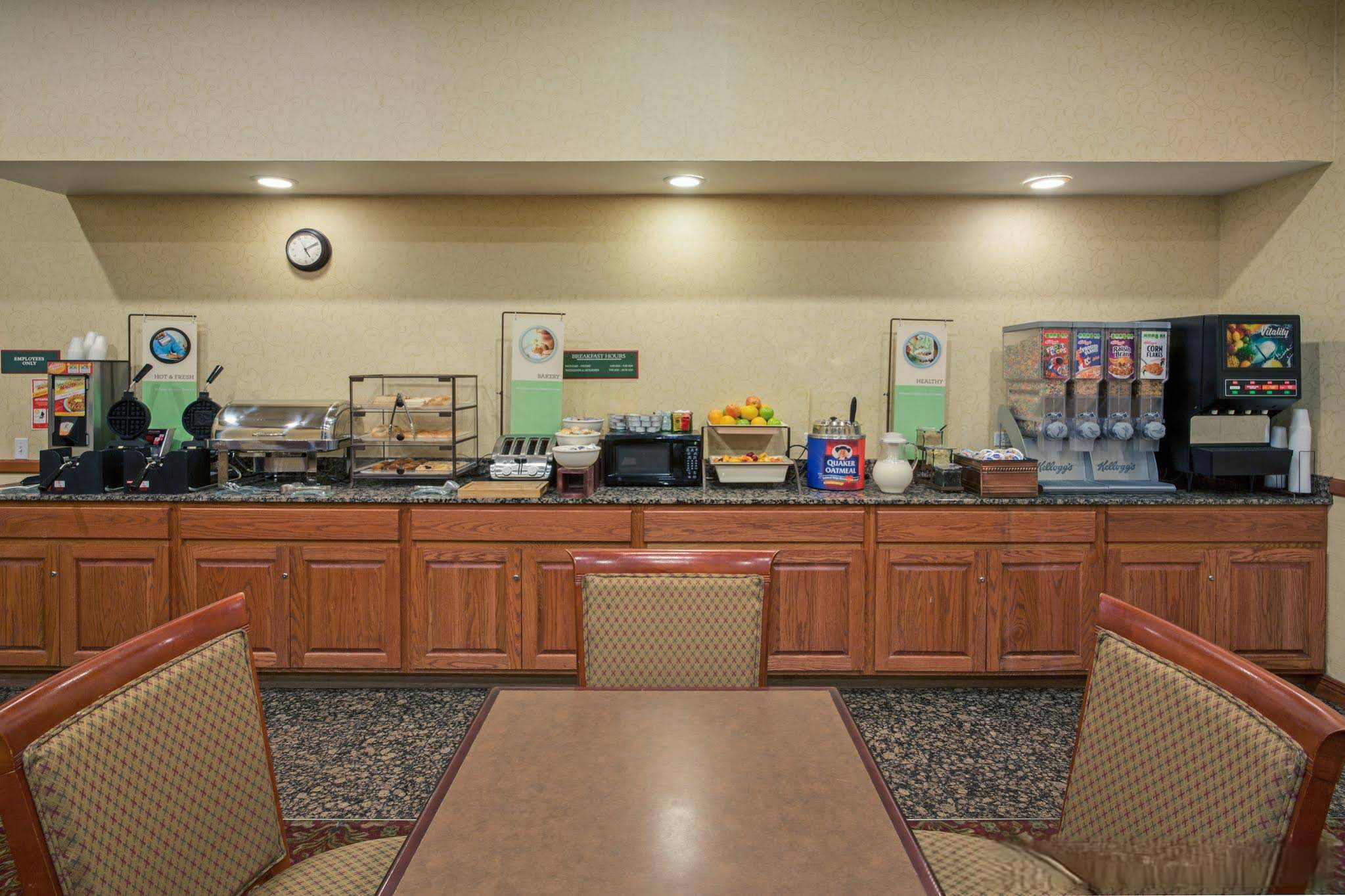 Country Inn & Suites by Radisson, Merrillville, IN