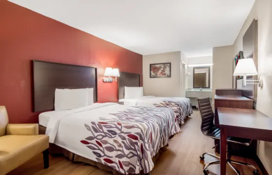 紅屋頂旅館阿克沃斯 - 艾默森/薩斯湖南