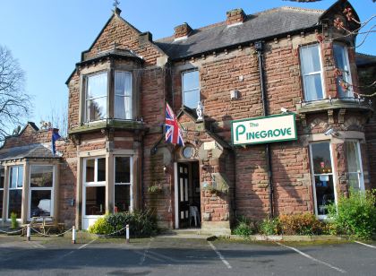 Pinegrove Hotel