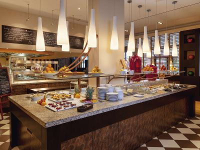 レストラン モーベンピック ホテル フランクフルト シティーの写真