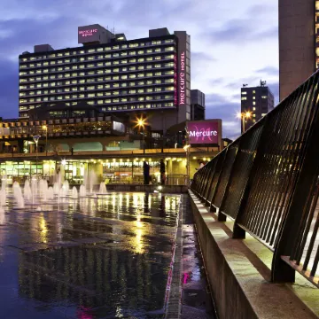 Mercure Manchester Piccadilly Hotel Отели рядом с достопримечательностью «Развлекательный центр Printworks»