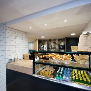 Staycity Aparthotels Marseille Centre Vieux Port Отели рядом с достопримечательностью «Бульвар Ла-Канбьер»