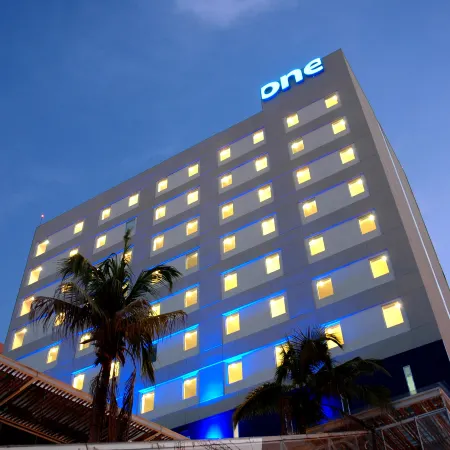 One Acapulco Costera