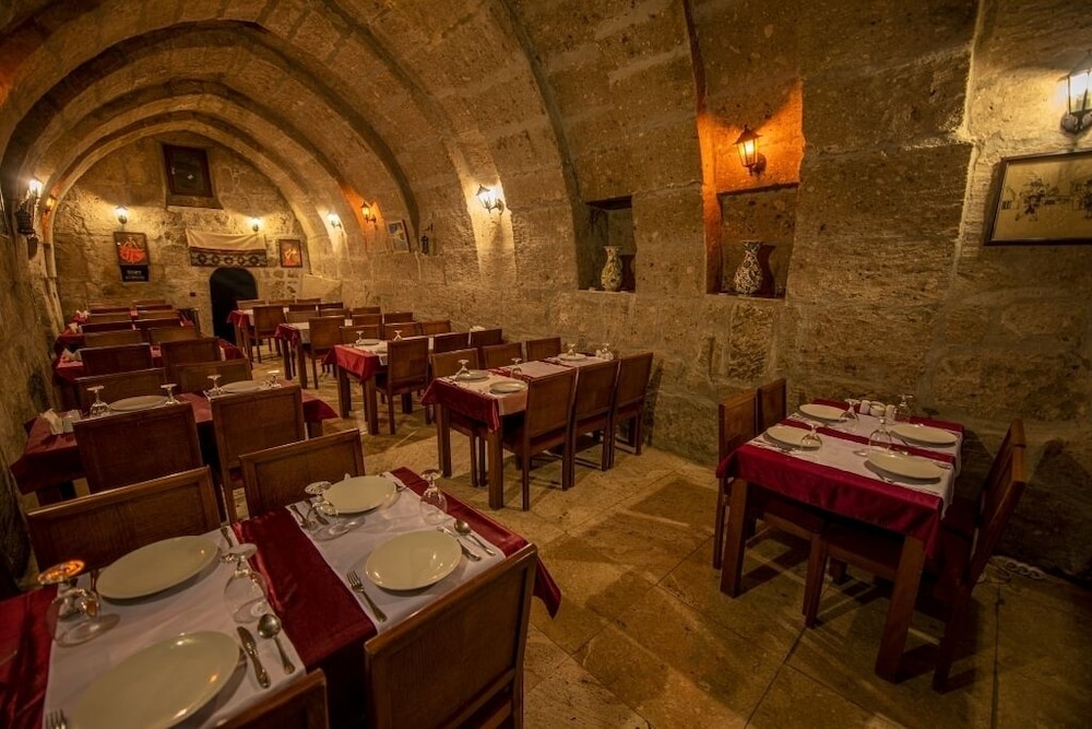 Cappadocia Antique Gelveri Cave Hotel