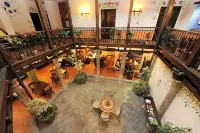 La Casona de la Ronda Hotel Boutique & Luxury Apartments Hotels in Quito