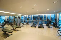 New Season Square Hotel - Gym