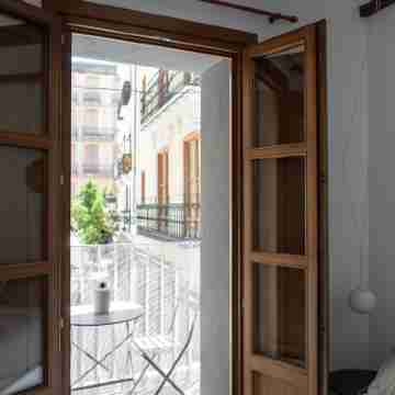 Bubuflats / Mercat Rooms