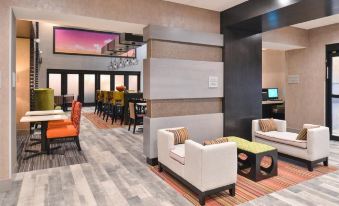 Hampton Inn & Suites Ames