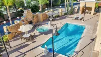 Hampton Inn & Suites Hemet - piscina