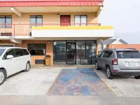 OYO Hotel Tulsa International Airport Hotels in Tulsa