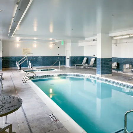Hampton Inn & Suites Seattle/Northgate Отели рядом с достопримечательностью «Торговый центр Northgate»