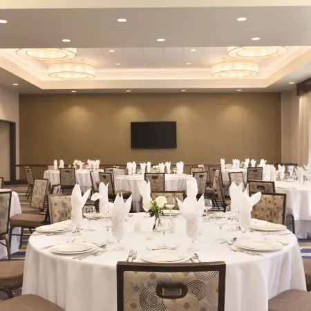 Embassy Suites by Hilton Portland Hillsboro, Oregon
