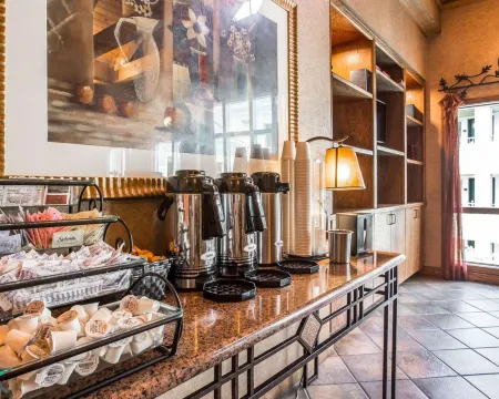 Econo Lodge Pigeon Forge Riverside