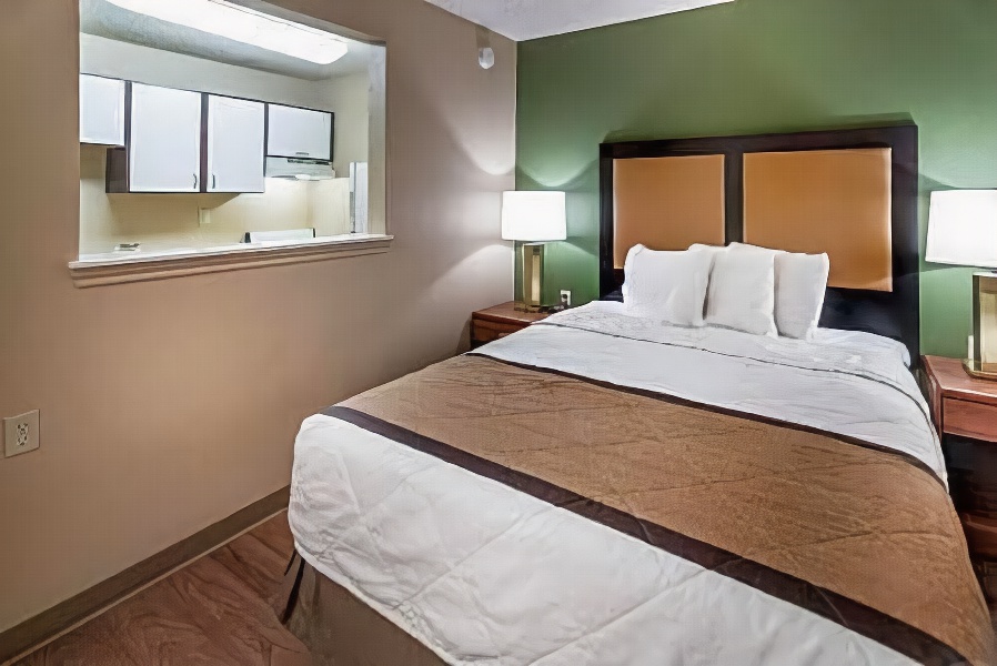 Extended Stay America Suites - Tulsa - Midtown