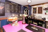YHA Liverpool Albert Dock - bar