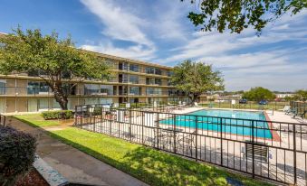 Motel 6 Mesquite, TX – Town East