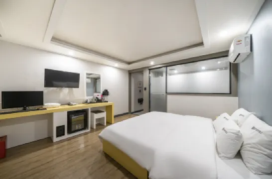 Busan Haeundae GP Hotel โรงแรมใกล้ศูนย์การประชุมและจัดแสดงสินค้าปูซาน (BEXCO)