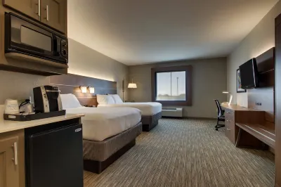 Holiday Inn Express & Suites Vernon College Area (Hwy 287)