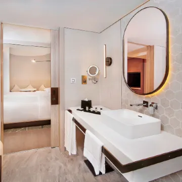 Sheraton Abu Dhabi Hotel & Resort