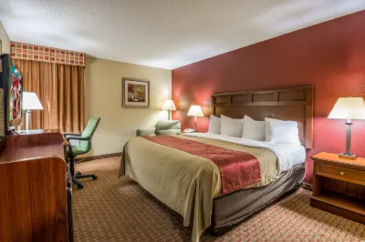 Red Roof Inn & Suites Little Rock Hotels near Walmart Supercenter