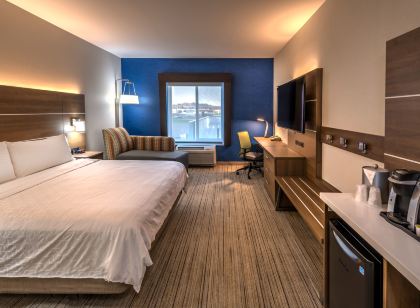 Holiday Inn Express & Suites Reno Airport