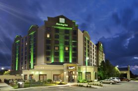 Holiday Inn & Suites CHICAGO NORTHWEST - ELGIN by IHG
