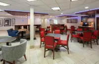 Holiday Inn Express & Suites BRADLEY AIRPORT by IHG - breakfast
