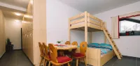 Hostel Bled Paradise Slovenia Các khách sạn ở Kocna