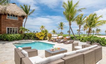 Ocean View Villa with Pool Chef Butler
