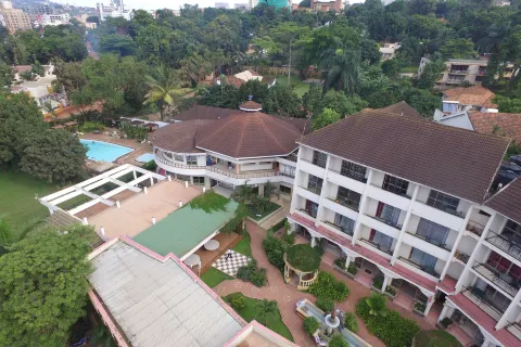 Fairway Hotel & Spa