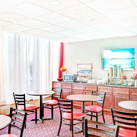Ramada by Wyndham Rockaway
