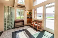 Motel 6 Stockton, CA - East