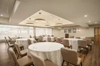 Wyndham Newport Hotel - Breakfast