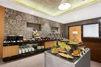 Howard Johnson by Wyndham Kolkata - Desayuno