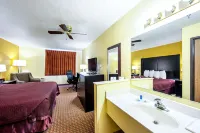 Rodeway Inn & Suites Các khách sạn ở Monticello
